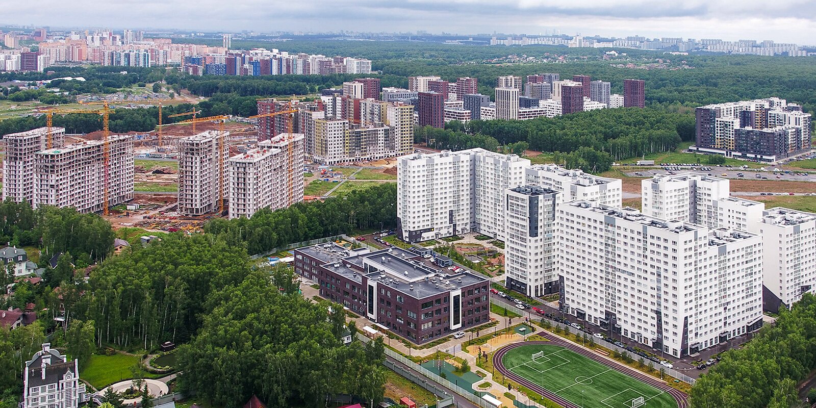 С начала года в Москве зарегистрировали почти 300 тысяч новых адресов